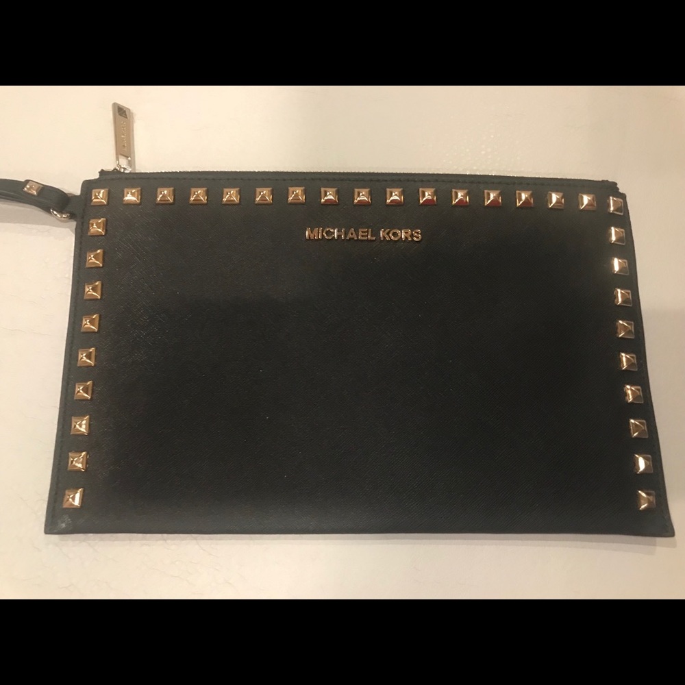 Michael Kors Large Envelope Wristlet Clutch